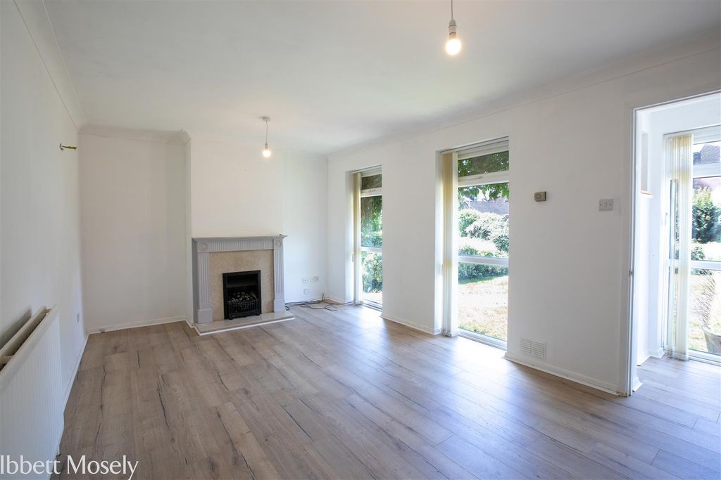 Property photo 2 of 16 20260617-5 Kenward Court-31.Jpg