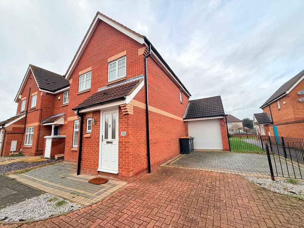 Property photo 2 of 22