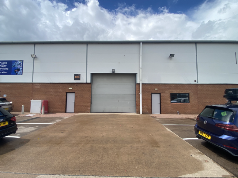 Property photo 1 of 6 Modern Industrial/Warehouse Unit