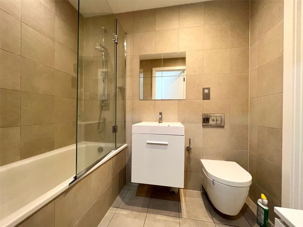 Property photo 2 of 11 Picture No. 14