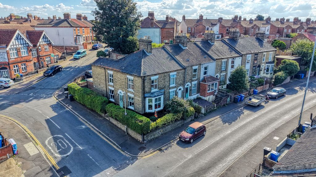 Property photo 1 of 23 Dji_20260922141037_0111_D_7
