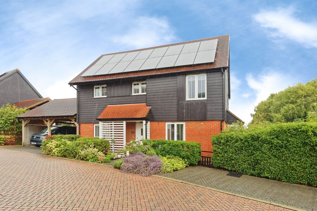 Property photo 1 of 23 Pbox-Img.Jpg