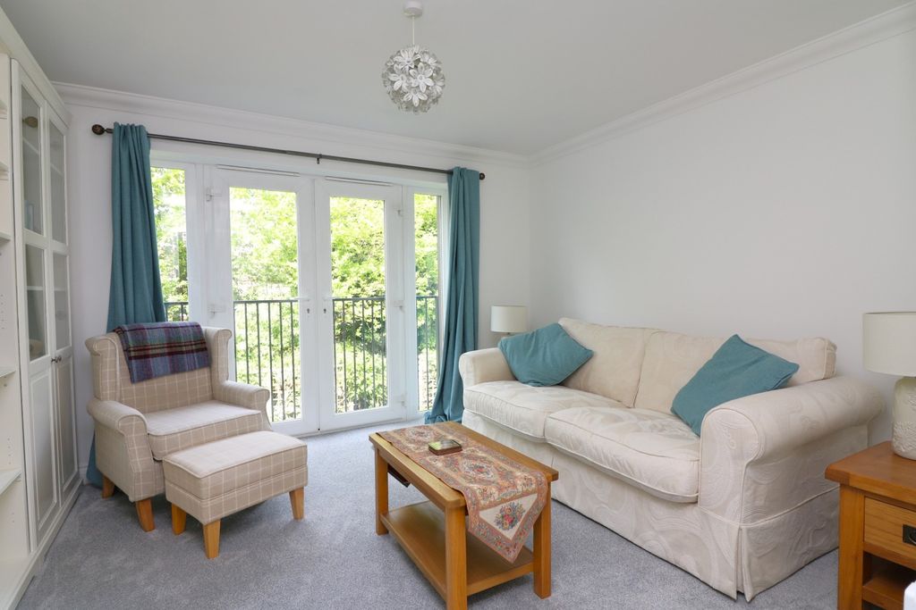 Property photo 1 of 19 4165711