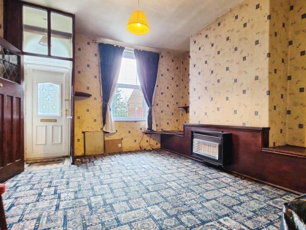 Property photo 2 of 7 Pbox-Img.Jpg