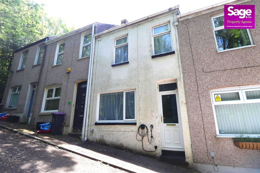 Property photo 1 of 28