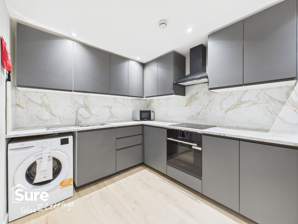 Property photo 2 of 11 4331892