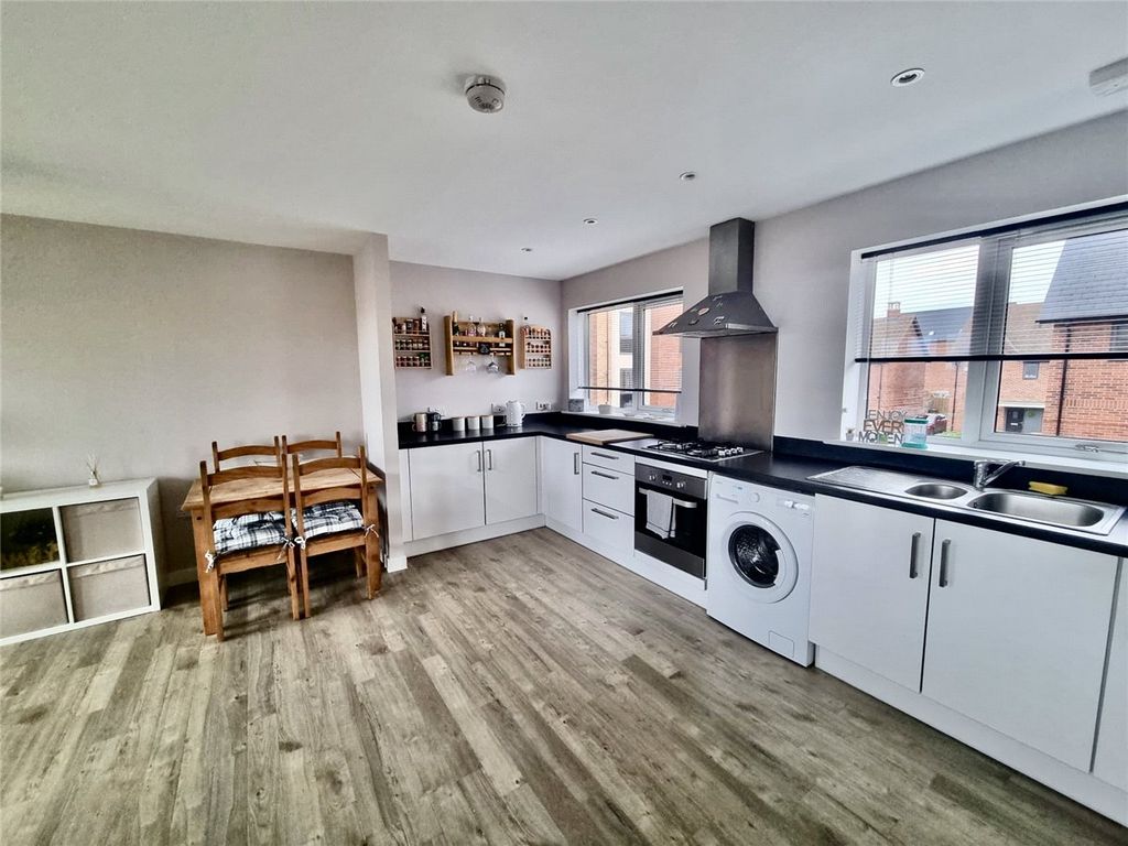 Property photo 2 of 10 Picture No. 02