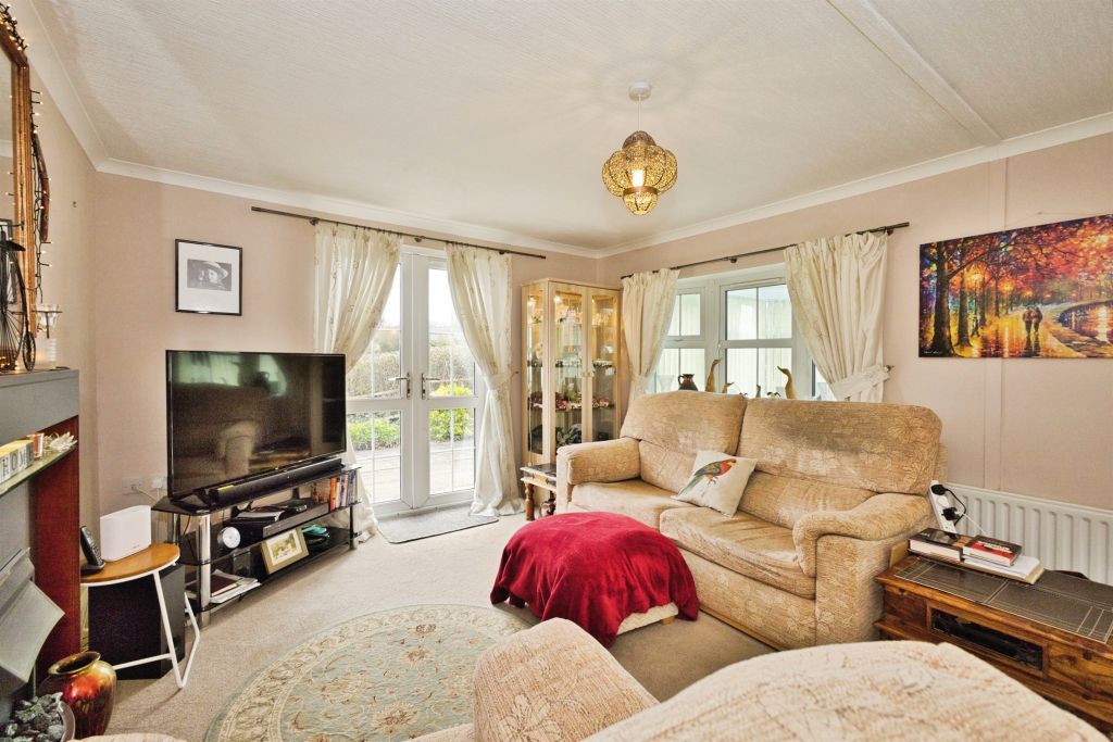 Property photo 3 of 20