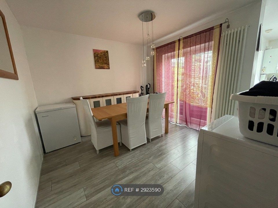 Property photo 3 of 12 Dining Area, Gf, Rear