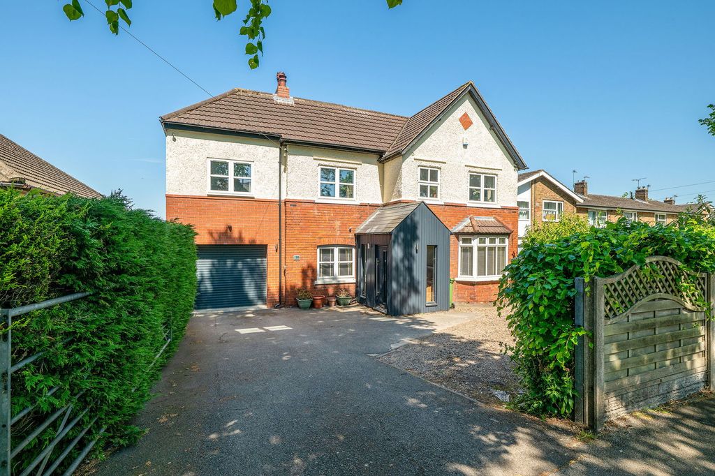 Property photo 1 of 43