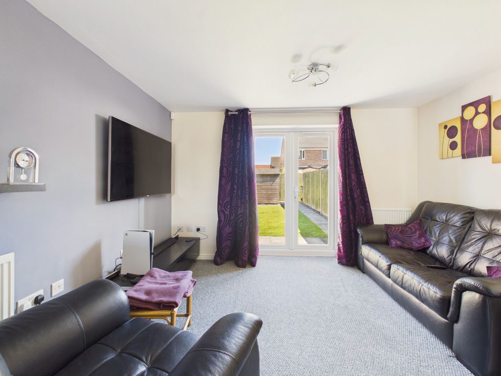 Property photo 2 of 15 5243472