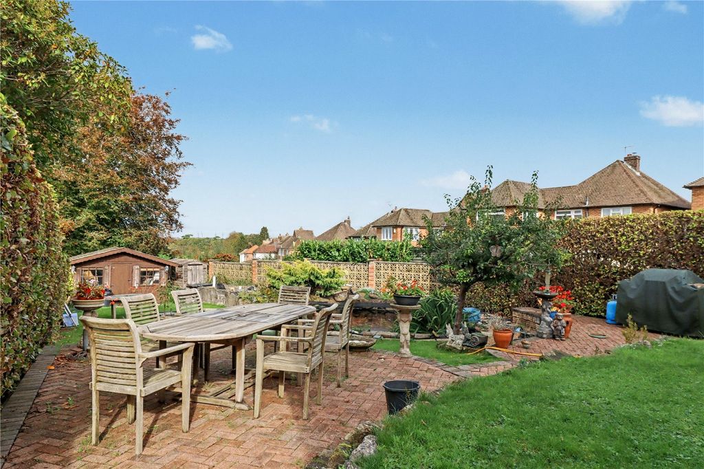 Property photo 3 of 14 Garden