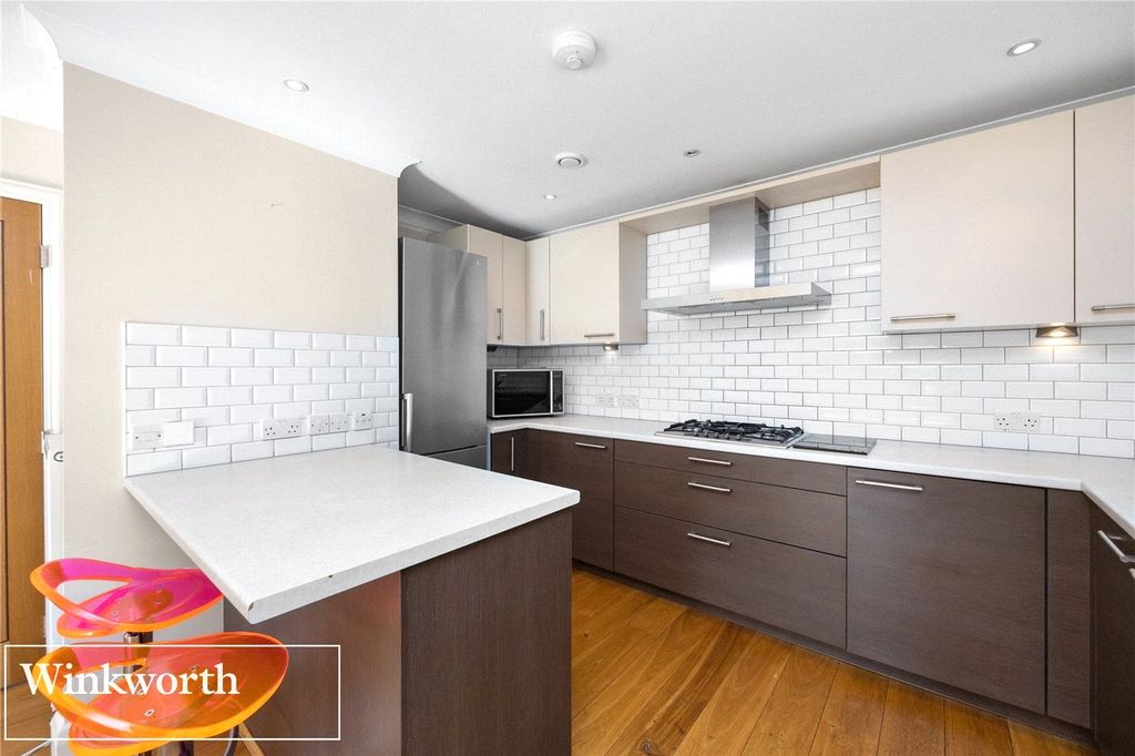 Property photo 2 of 17 Picture No. 09