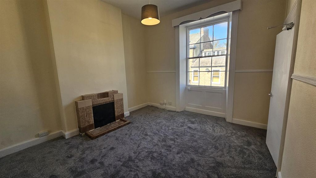 Property photo 1 of 7 Pro-Qqt0Atqf.Jpeg