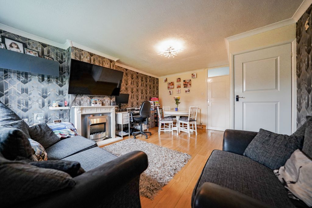 Property photo 3 of 17 Dsc09537