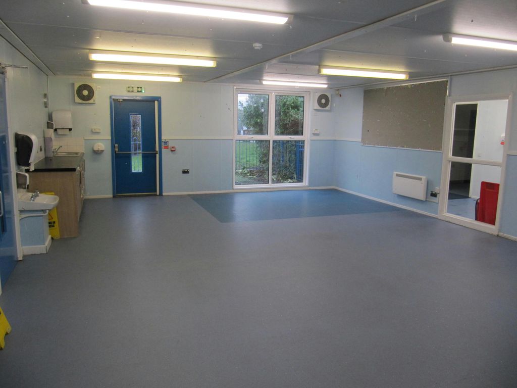 Property photo 2 of 7 Img_8047.Jpg