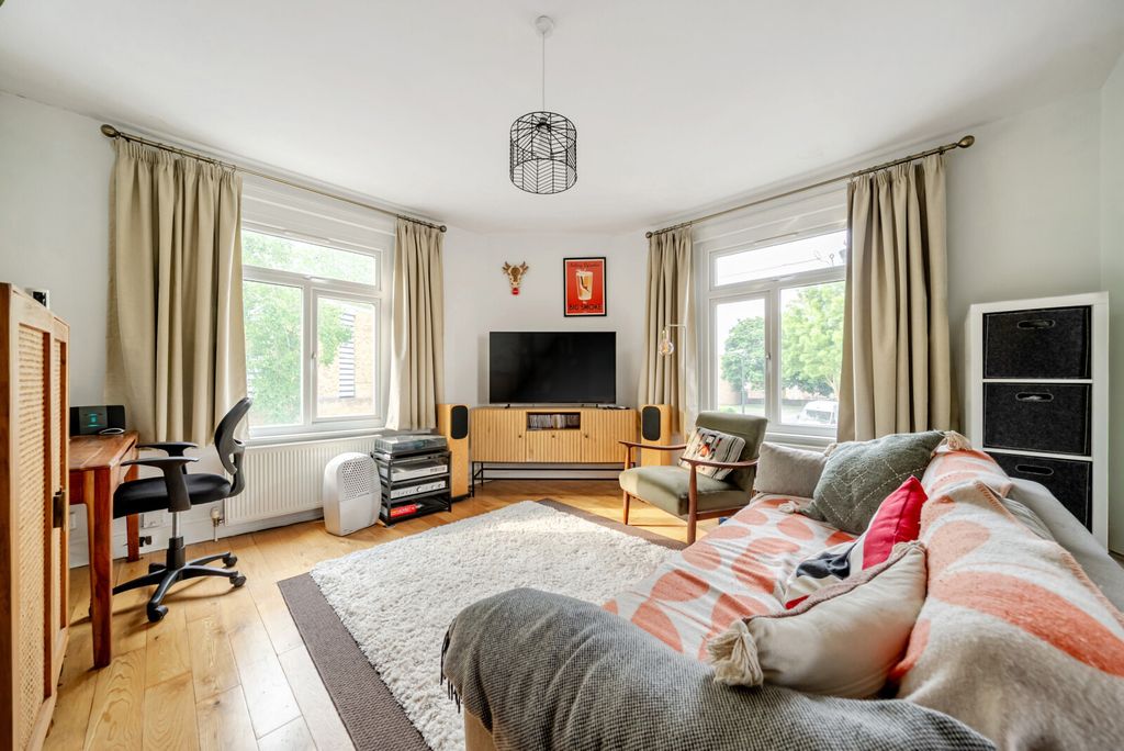 Property photo 1 of 16 1-6A02F58Da1182-1...