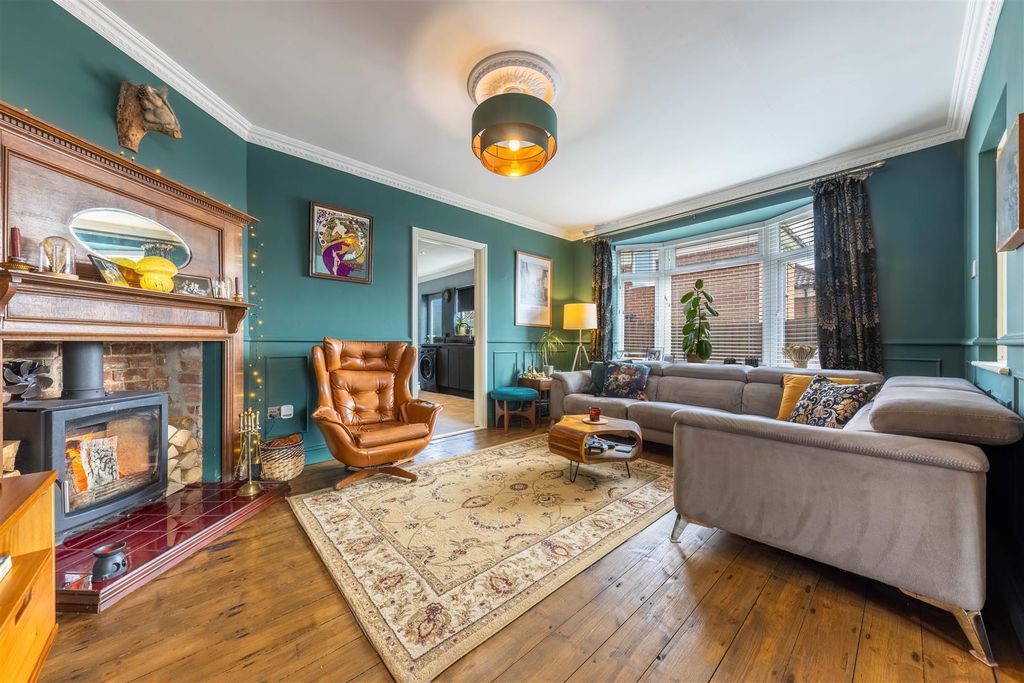 Property photo 2 of 29 Ba-10.Jpg