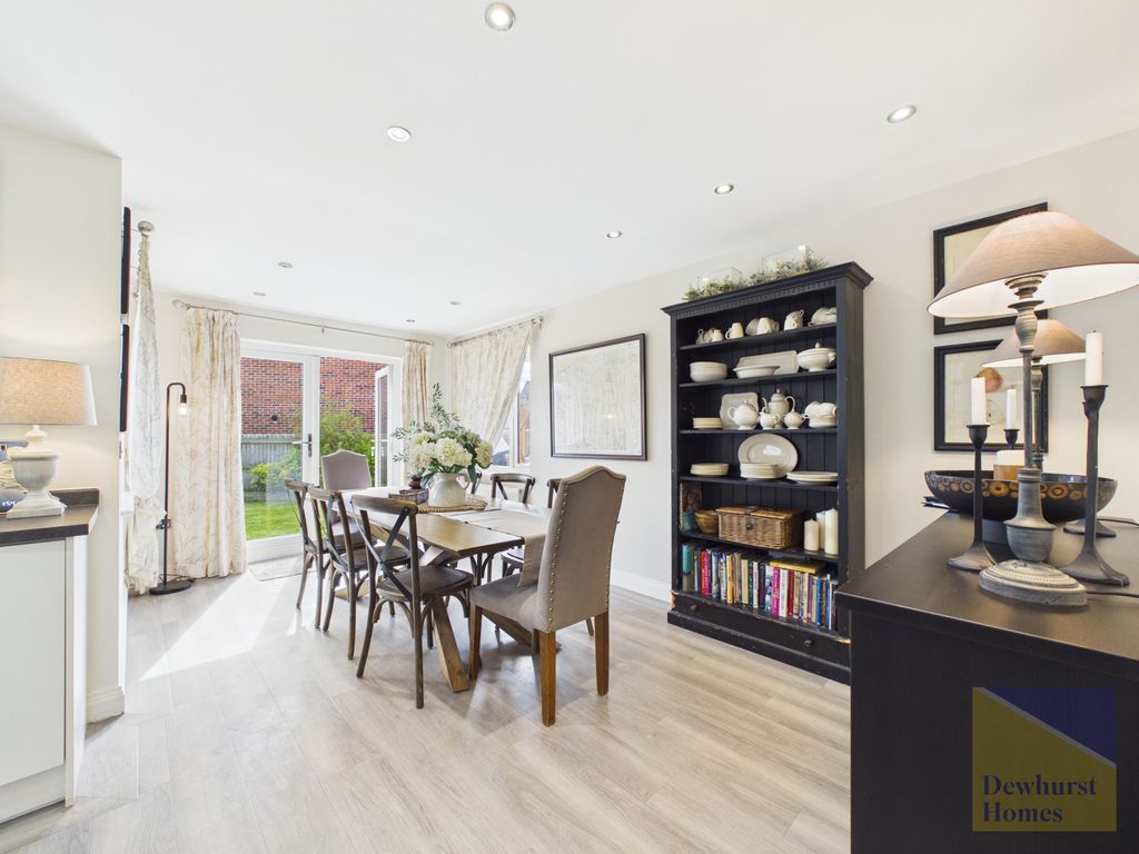 Property photo 3 of 24