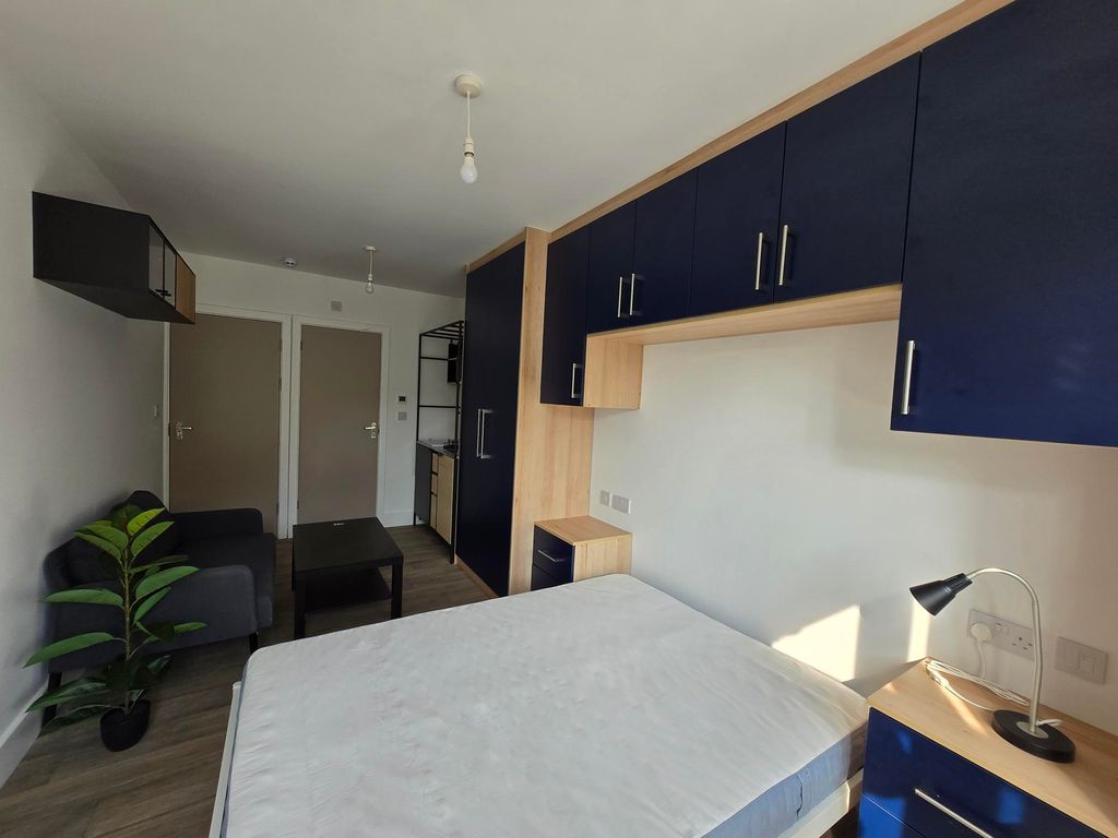 Property photo 3 of 3