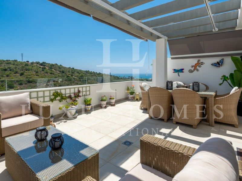 Property photo 1 of 27