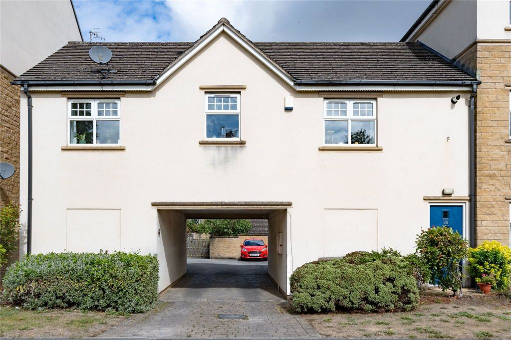 Property photo 1 of 8 Picture No. 02