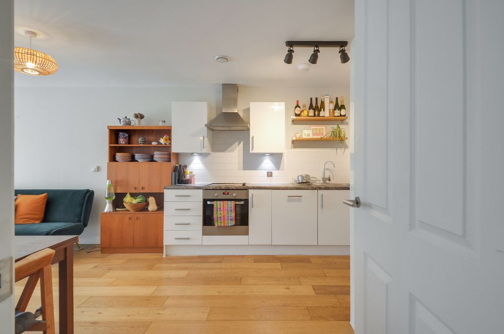 Property photo 3 of 18 Open Plan Living Area (2).Jpg