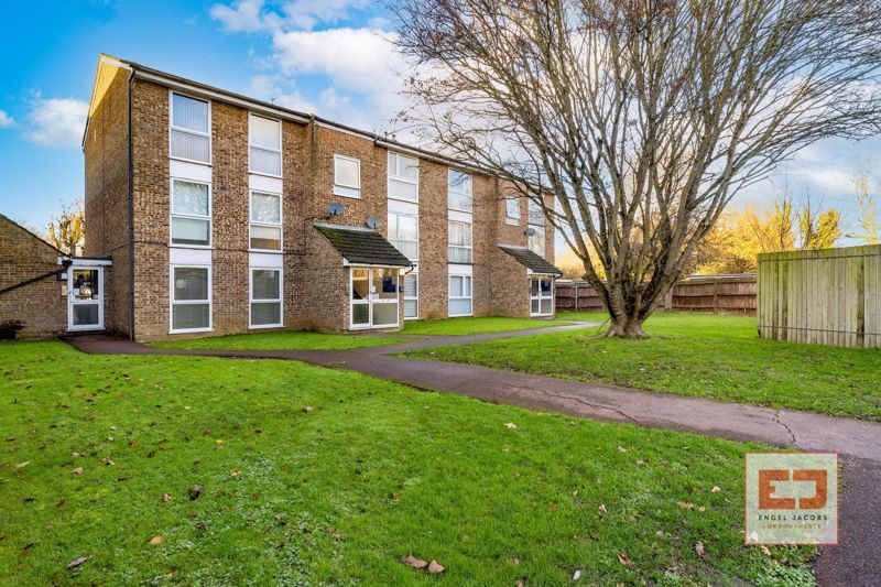 Property photo 1 of 7 Front