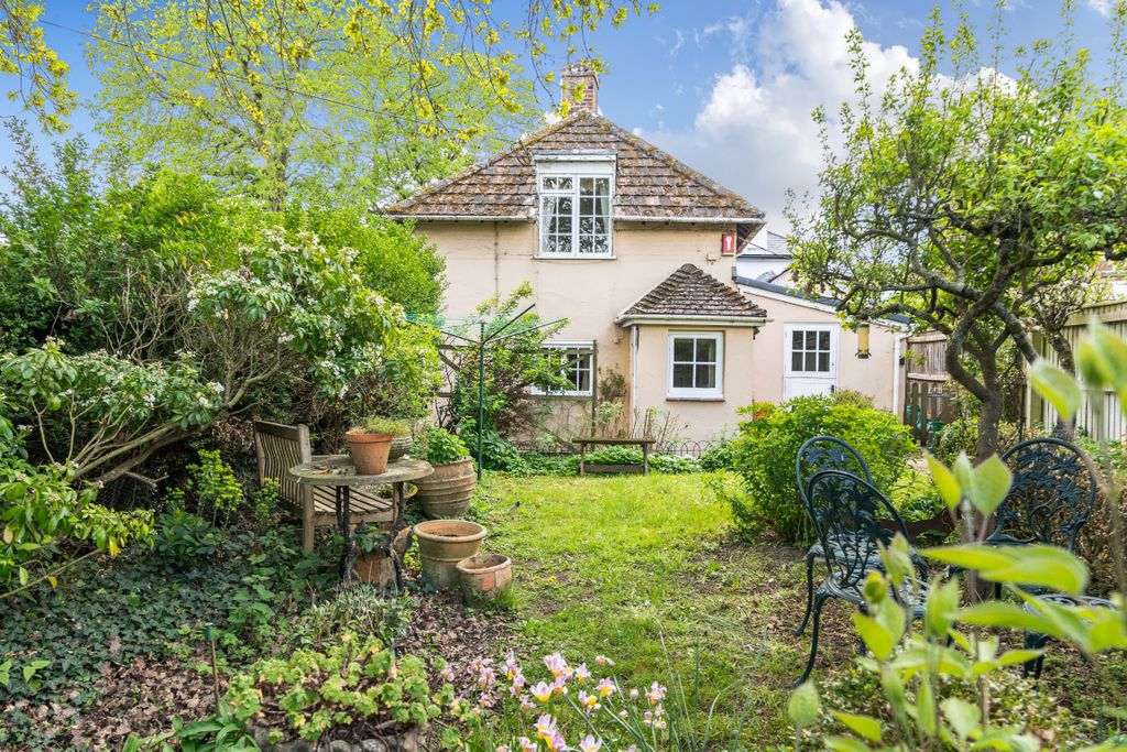 Property photo 1 of 13