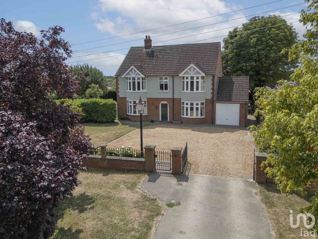 Property photo 1 of 38