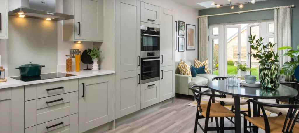 Property photo 3 of 5