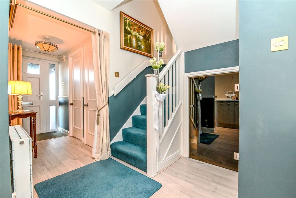 Property photo 2 of 19 Picture No. 26