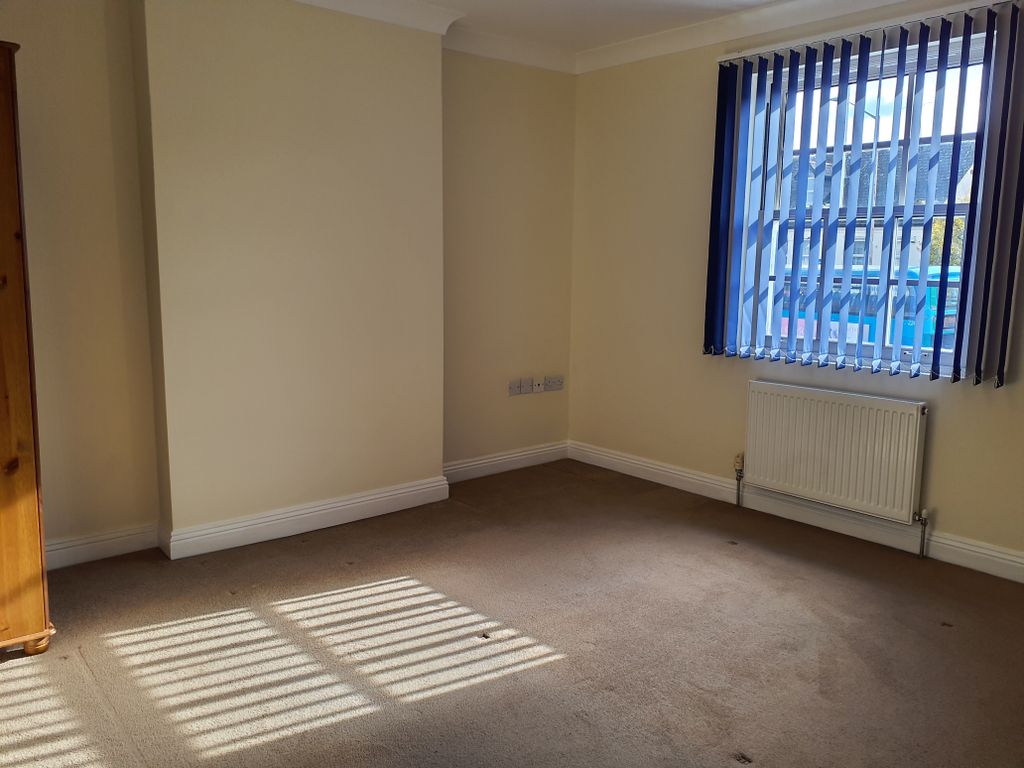 Property photo 3 of 4