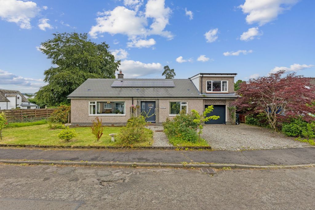Property photo 1 of 26