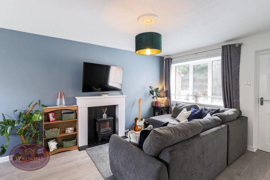 Property photo 3 of 21