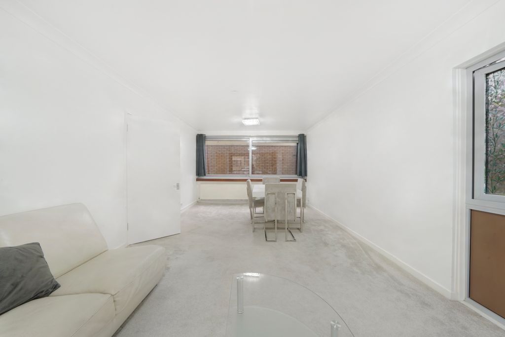 Property photo 2 of 10 Picture No. 22