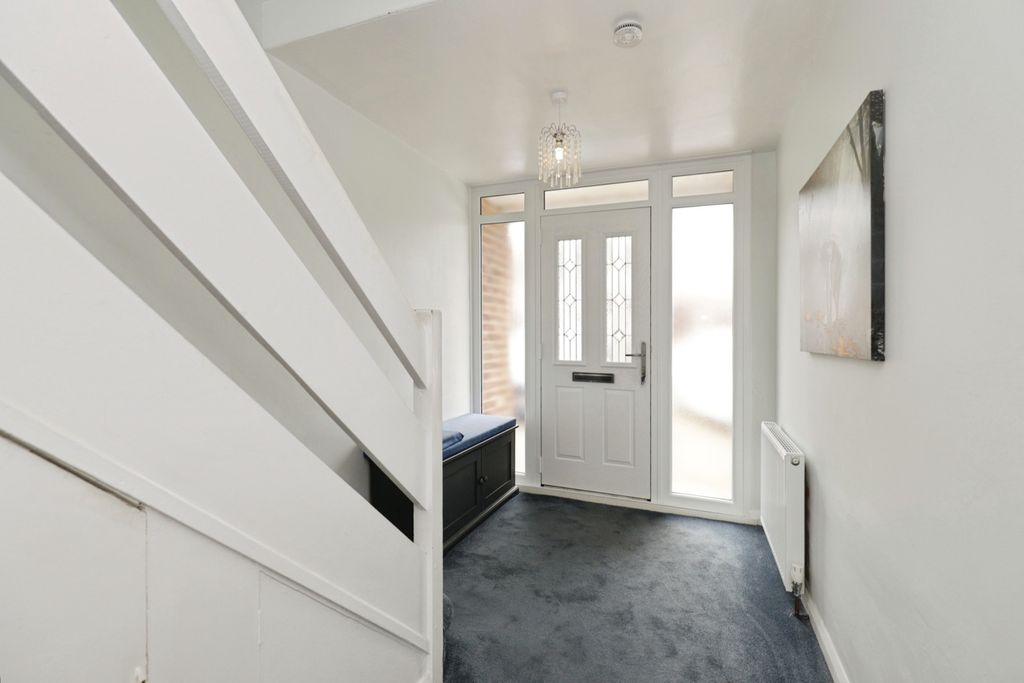 Property photo 2 of 25 Pbox-Img.Jpg