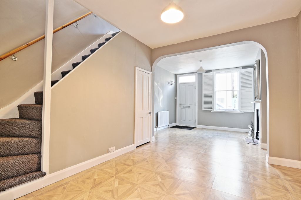 Property photo 2 of 22 1