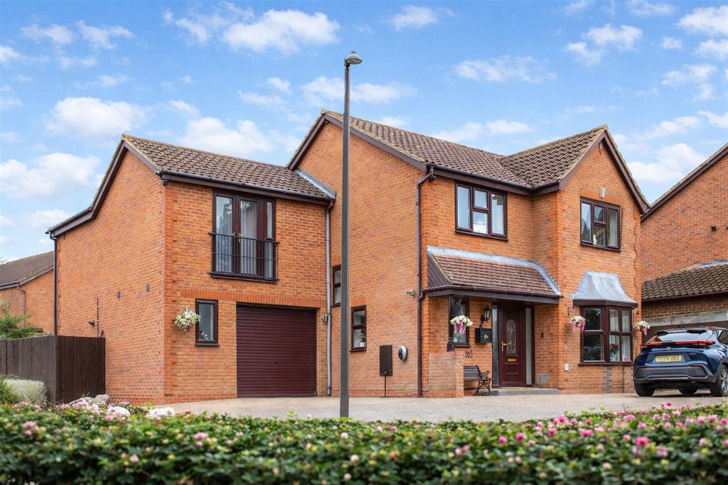 Property photo 1 of 40 27De05D3-F6F9-462A-B1Aa-7404F3D95Ec7.Png