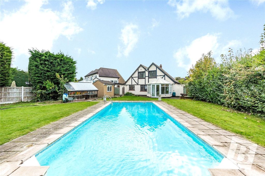 Property photo 2 of 14 Picture No. 02