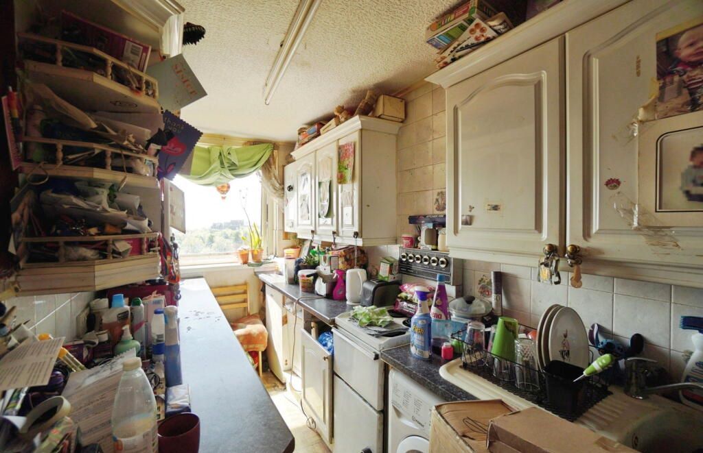 Property photo 2 of 6