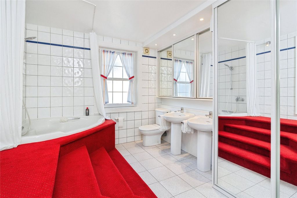 Property photo 3 of 21 Picture No. 12