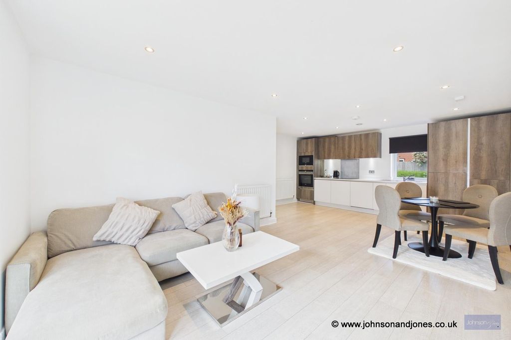 Property photo 2 of 13 2 Reception.Jpg