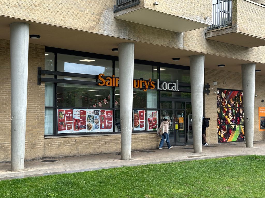 Property photo 3 of 10