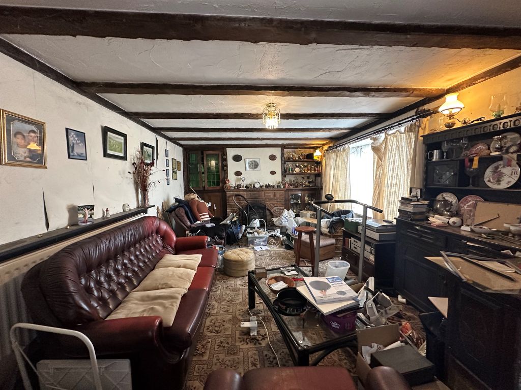 Property photo 2 of 11