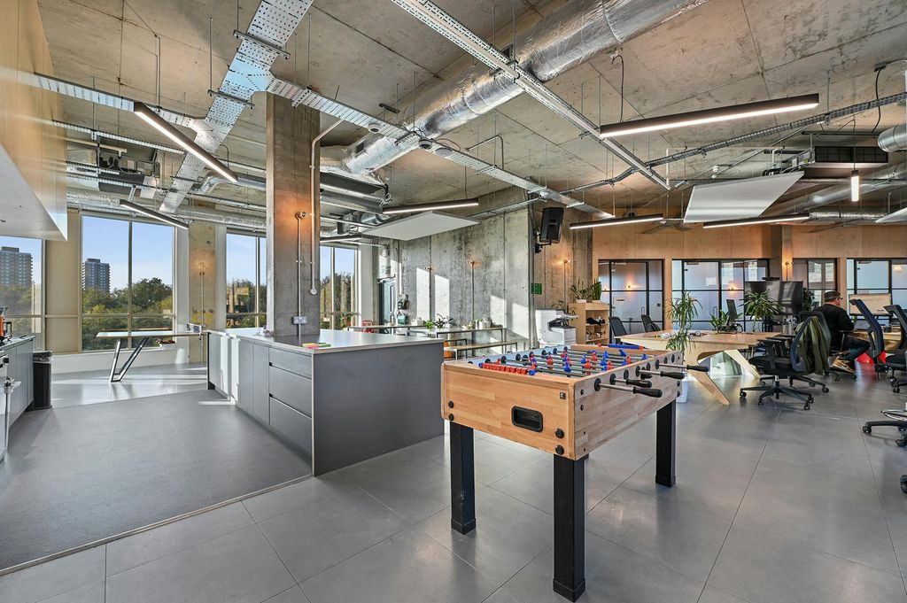 Property photo 1 of 14 Olbc13Rothburyroad17.Jpg