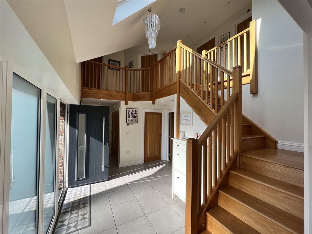 Property photo 3 of 21 Img_1086.Jpg