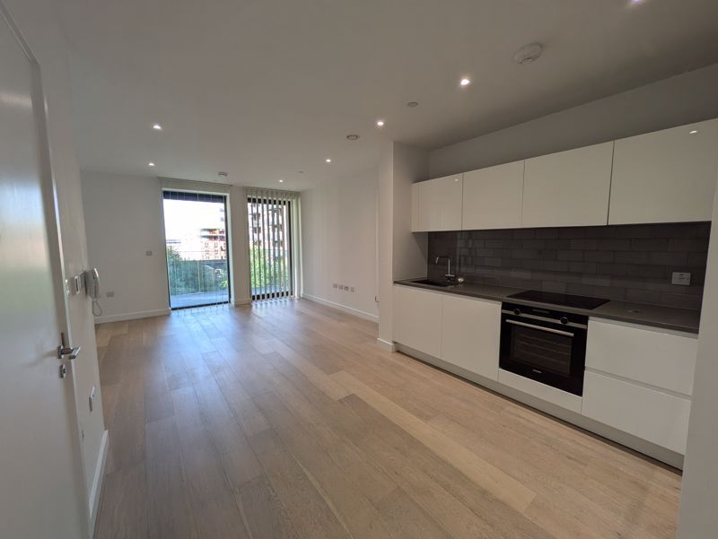 Property photo 3 of 9 Photo 2