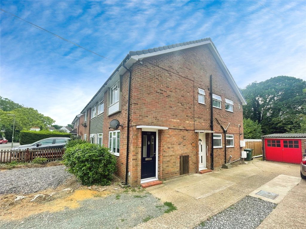 Property photo 1 of 9 Exterior