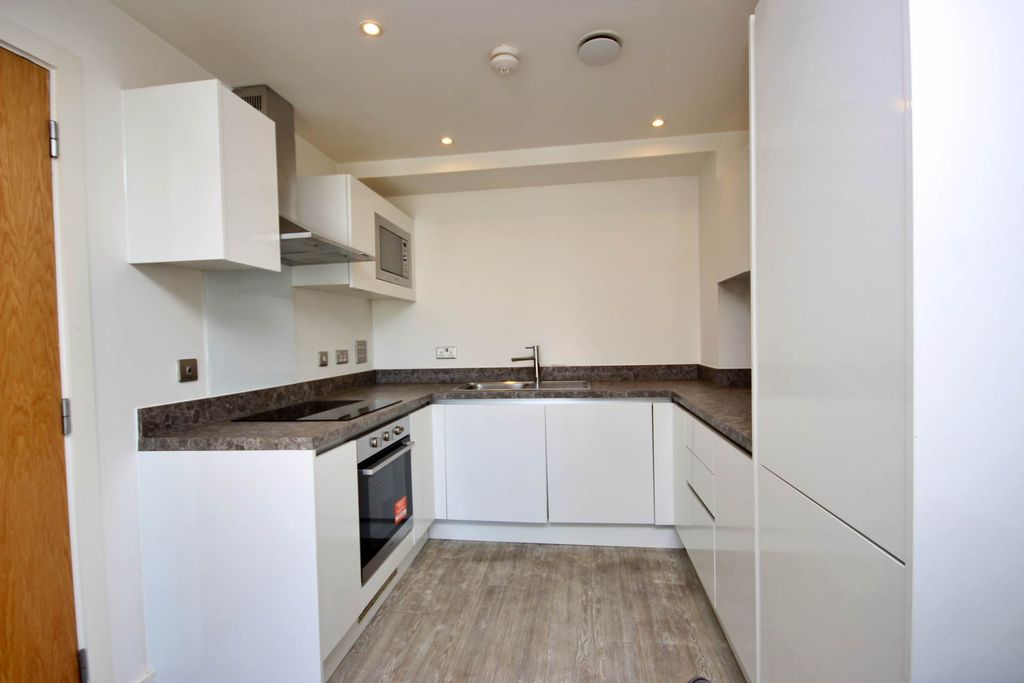 Property photo 2 of 5